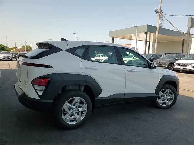 2025 Hyundai Kona SE