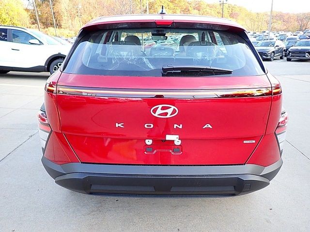 2025 Hyundai Kona SE