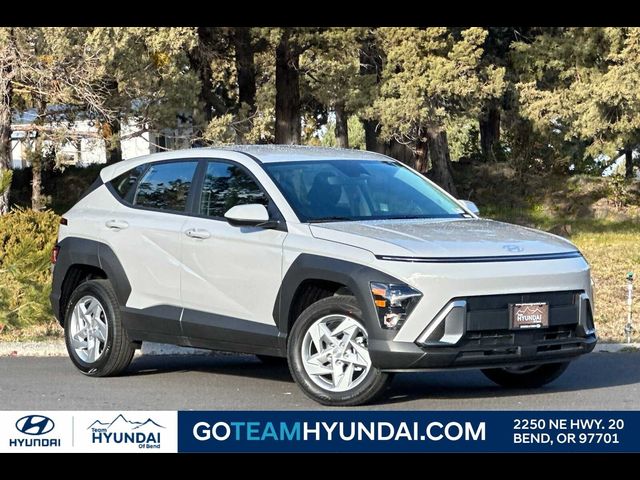 2025 Hyundai Kona SE