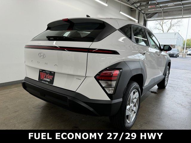 2025 Hyundai Kona SE