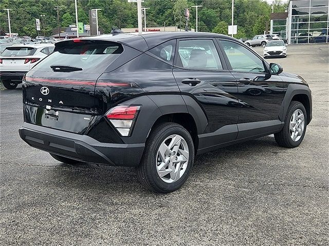 2025 Hyundai Kona SE