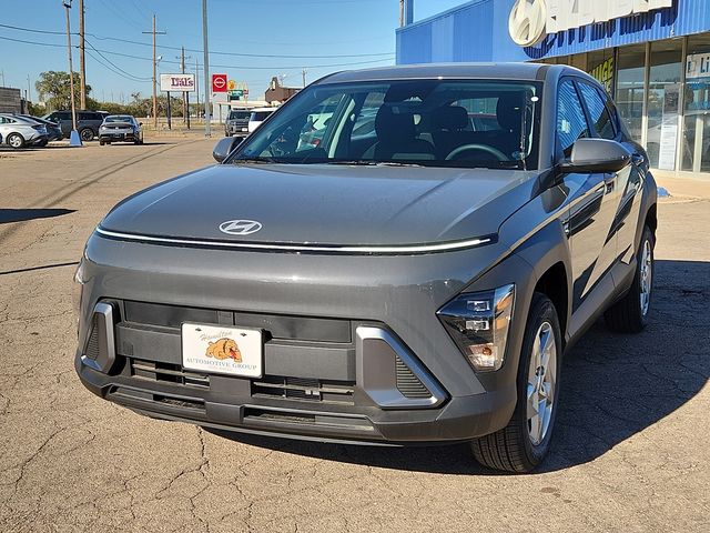 2025 Hyundai Kona SE