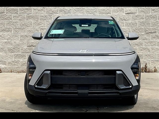 2025 Hyundai Kona SE