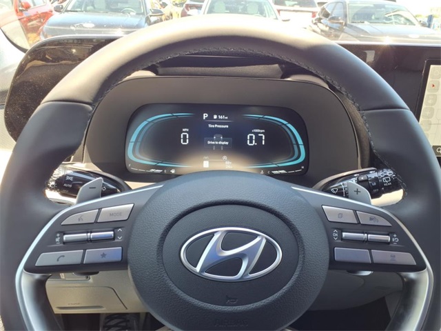 Vehicle image 13 of 13
