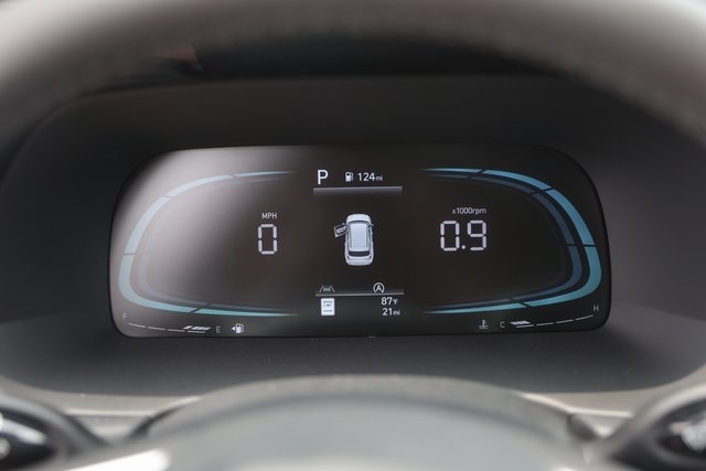 Vehicle image 13 of 27