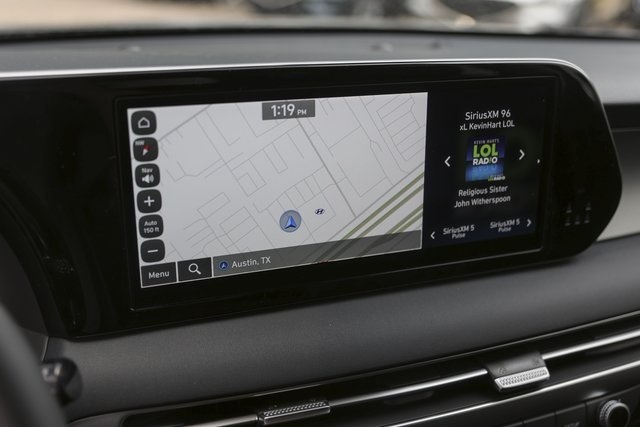 Vehicle image 18 of 27