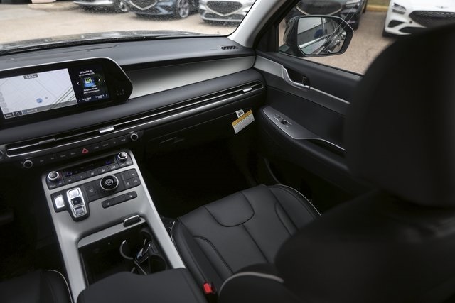 Vehicle image 27 of 27