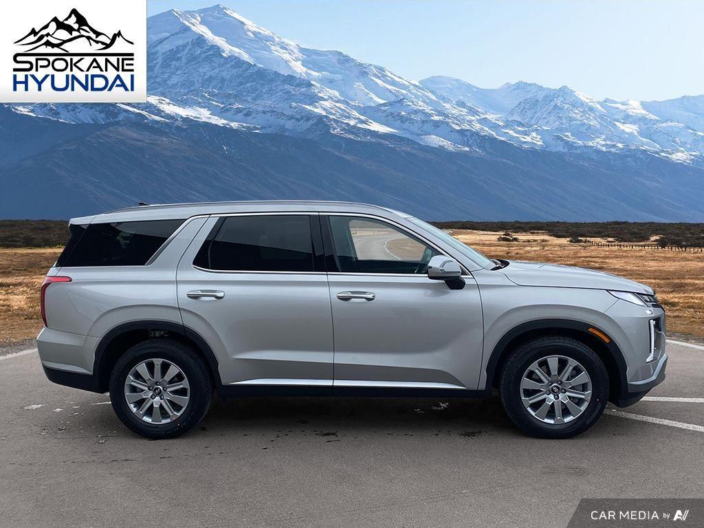 Vehicle image 7 of 28