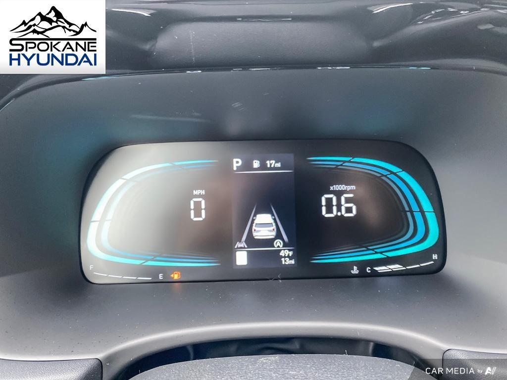 Vehicle image 18 of 28