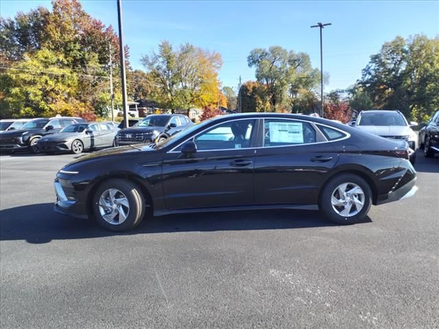 2025 Hyundai Sonata SE