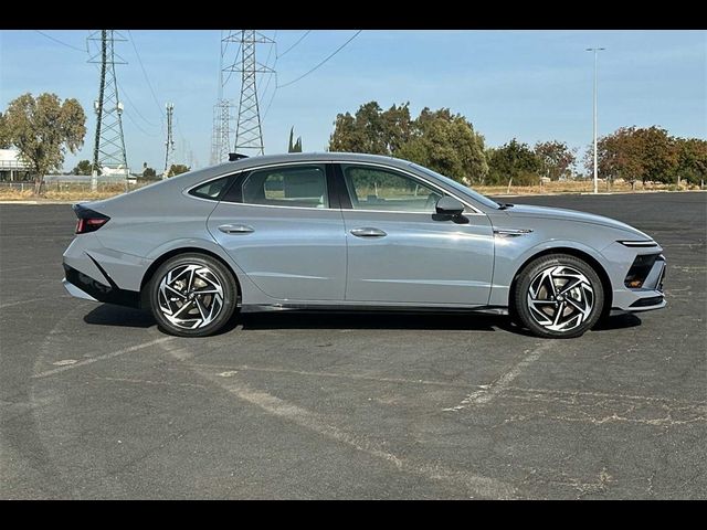 2025 Hyundai Sonata SEL Convenience