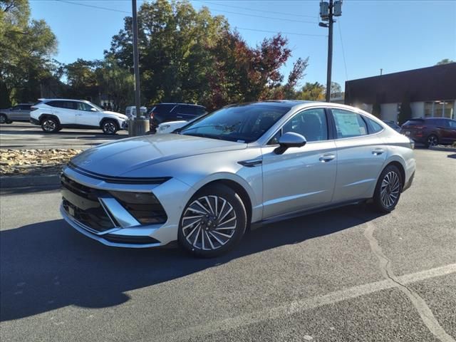 2025 Hyundai Sonata Hybrid Limited