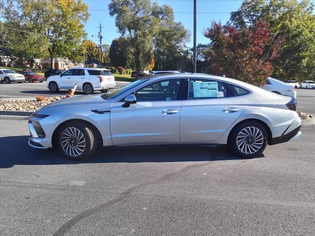 2025 Hyundai Sonata Hybrid Limited