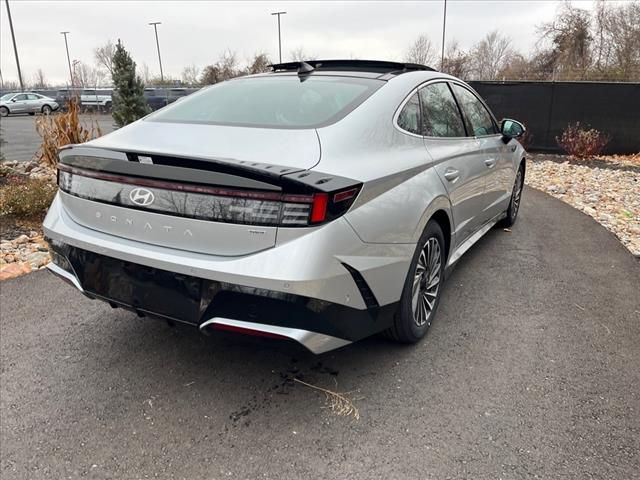 2025 Hyundai Sonata Hybrid Limited