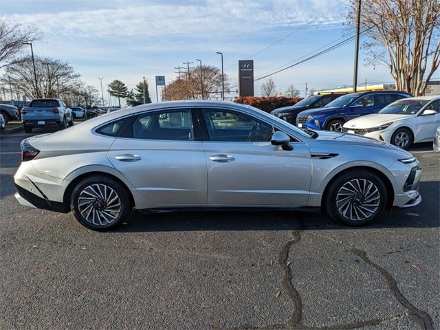 2025 Hyundai Sonata Hybrid Limited