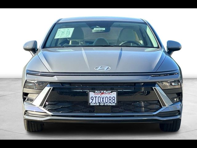 2025 Hyundai Sonata SE