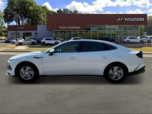 2025 Hyundai Sonata SE