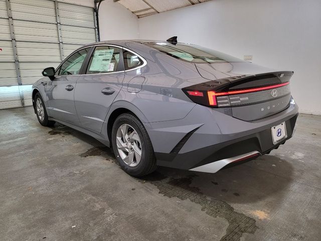 2025 Hyundai Sonata SE