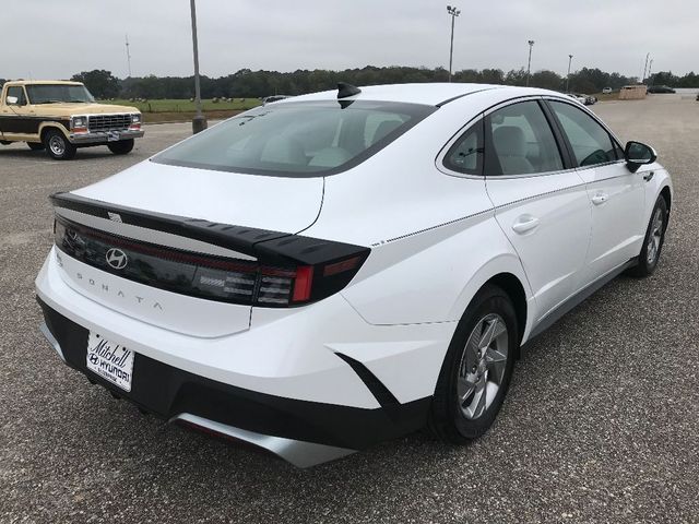 2025 Hyundai Sonata SE