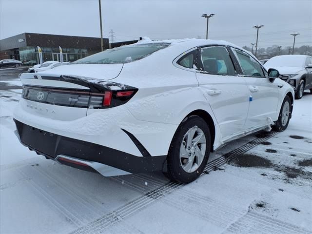 2025 Hyundai Sonata SE