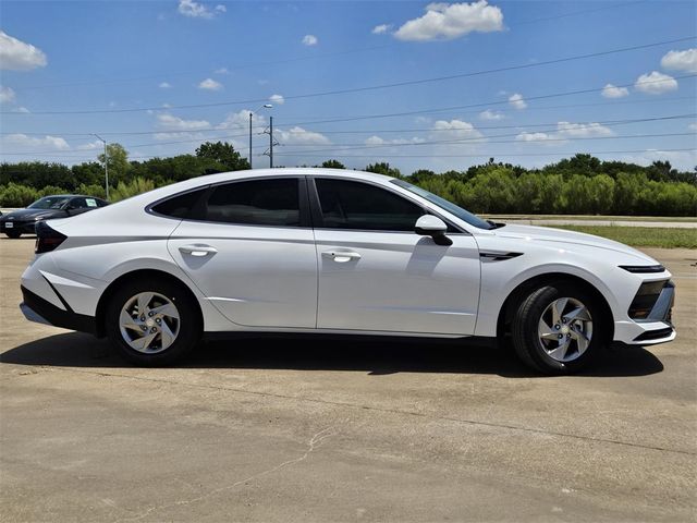 2025 Hyundai Sonata SE