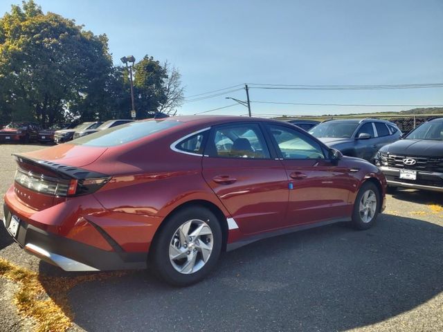 2025 Hyundai Sonata SE