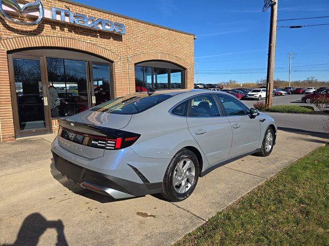 2025 Hyundai Sonata SE