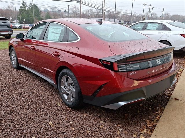 2025 Hyundai Sonata SE