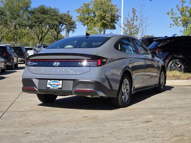 2025 Hyundai Sonata SE