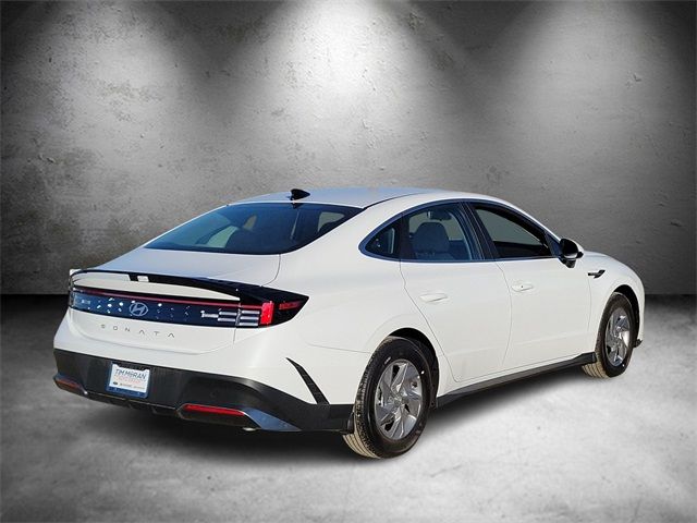 2025 Hyundai Sonata SE