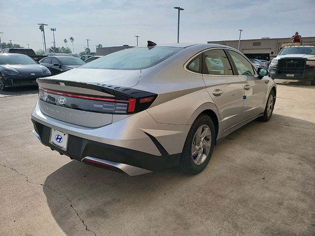 2025 Hyundai Sonata SE