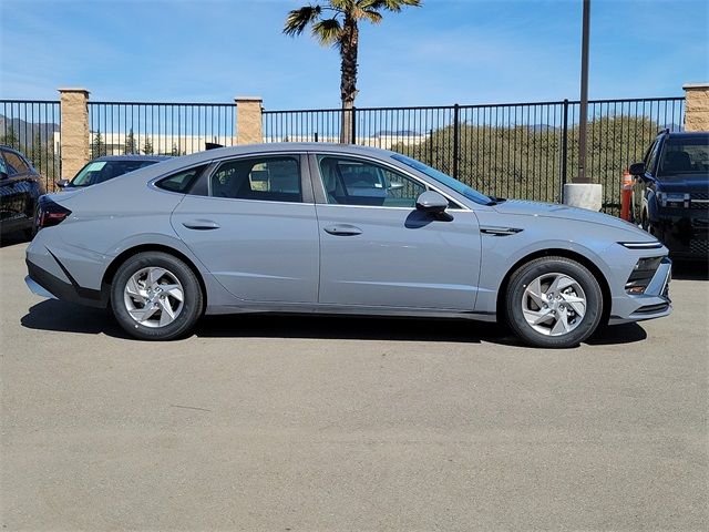 2025 Hyundai Sonata SE