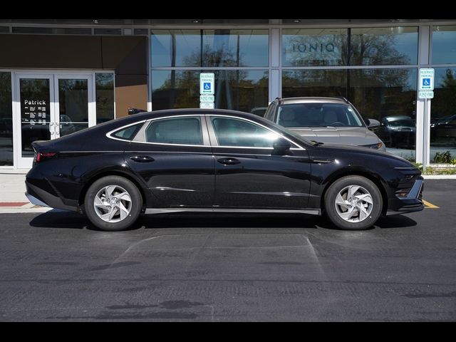 2025 Hyundai Sonata SE