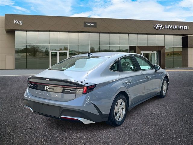 2025 Hyundai Sonata SE
