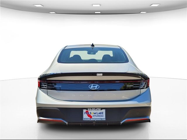 2025 Hyundai Sonata SE