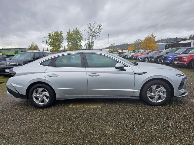 2025 Hyundai Sonata SE