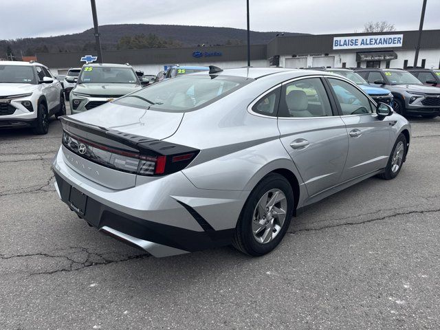 2025 Hyundai Sonata SE