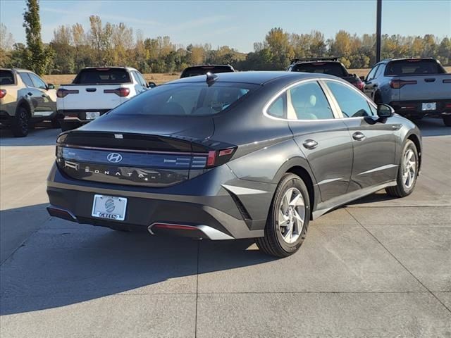 2025 Hyundai Sonata SE