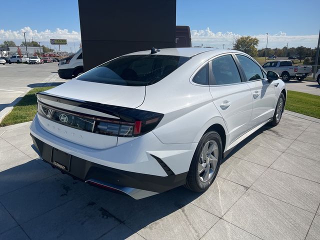 2025 Hyundai Sonata SE