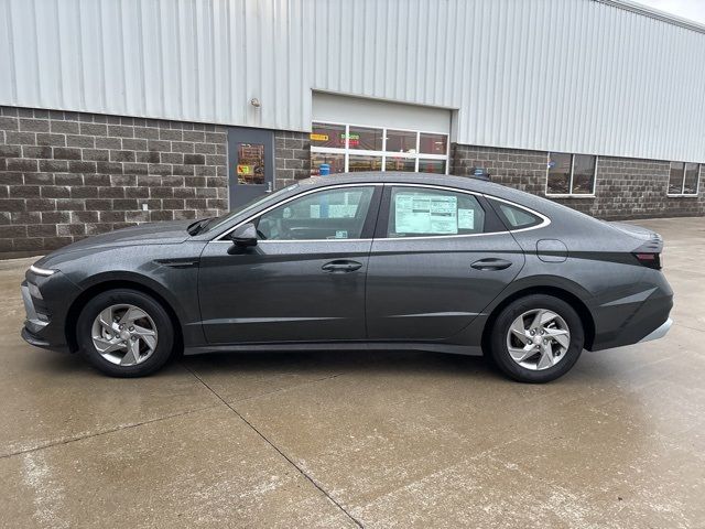 2025 Hyundai Sonata SE