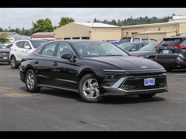 2025 Hyundai Sonata SE
