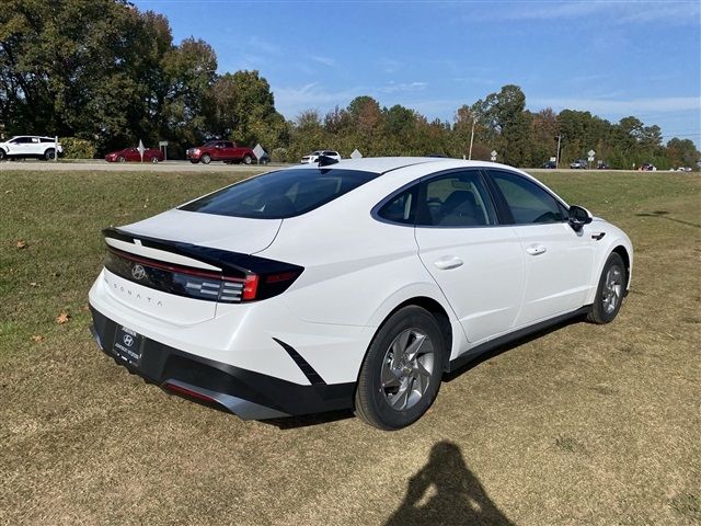 2025 Hyundai Sonata SE