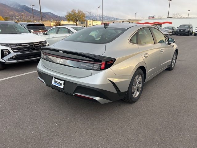 2025 Hyundai Sonata SE