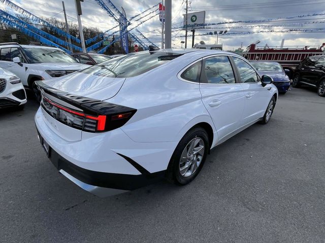 2025 Hyundai Sonata SE