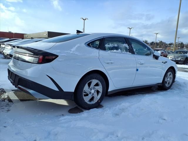 2025 Hyundai Sonata SE