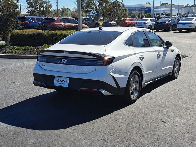 2025 Hyundai Sonata SE
