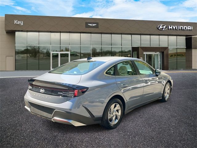 2025 Hyundai Sonata SE