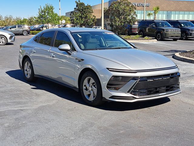 2025 Hyundai Sonata SE