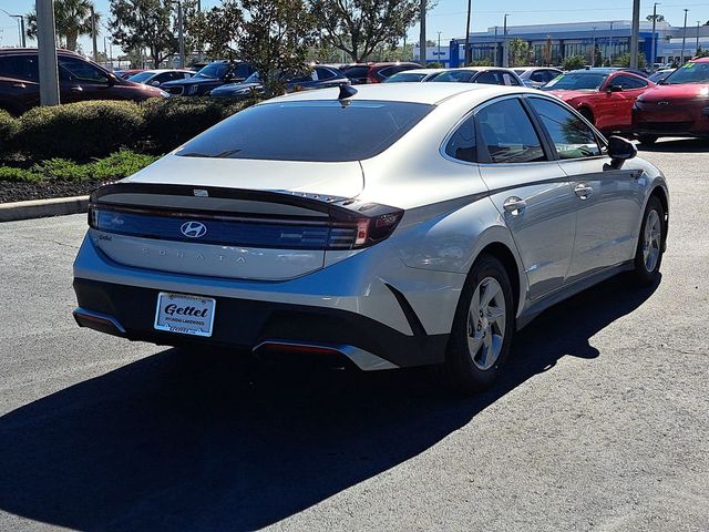 2025 Hyundai Sonata SE