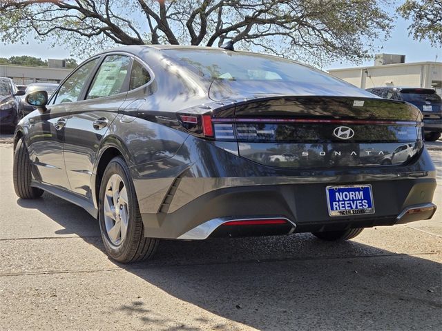 2025 Hyundai Sonata SE